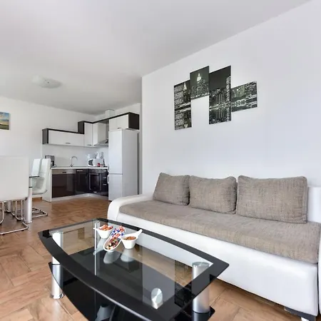 Visnjik Apartment *