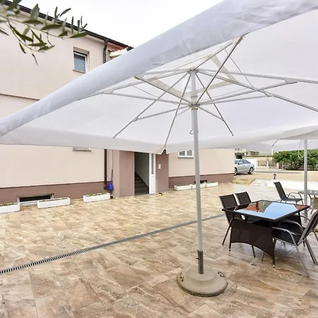 Visnjik Apartment Zadar
