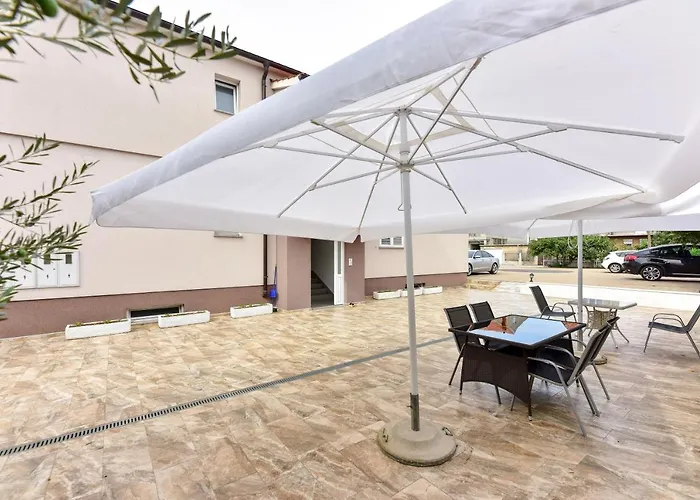 Visnjik شقة زادار